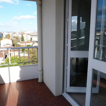 Cazeneuve Lumiere Apartmán *